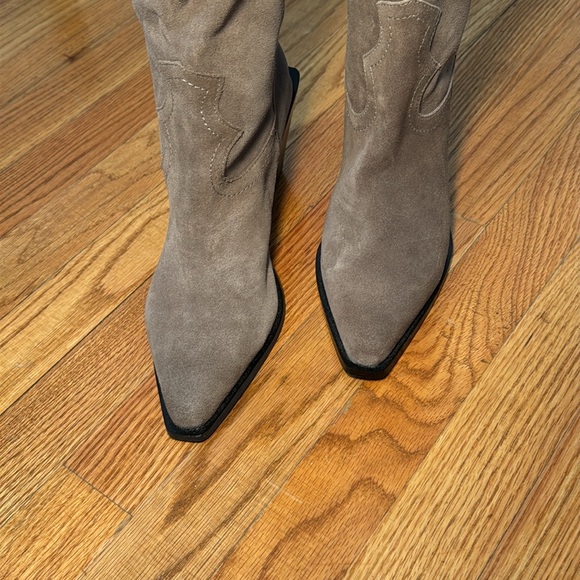 Aqua Tall Western Boot | Size 8 - Picture 2 of 4